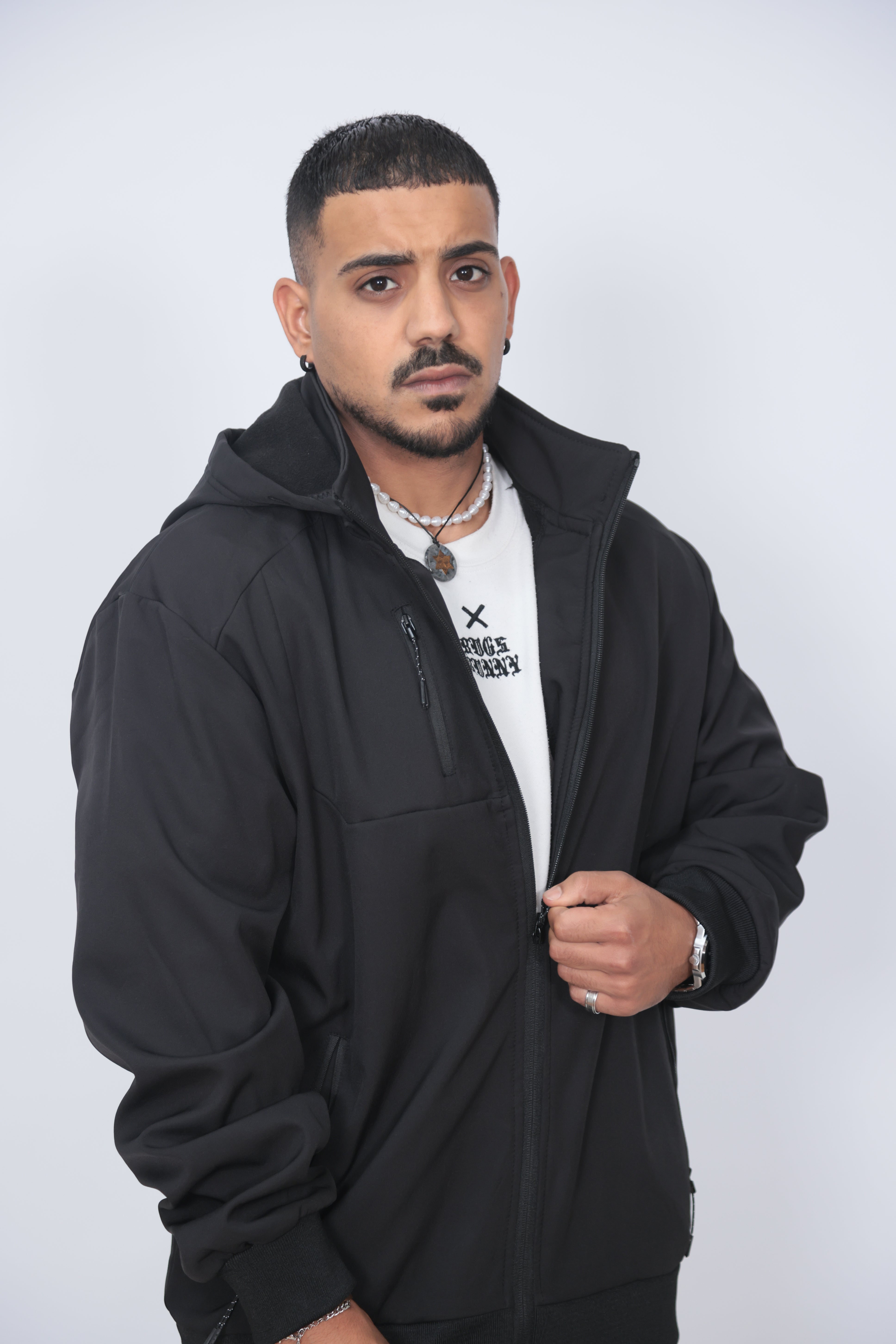 סופטשל שחור לגבר